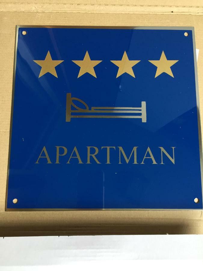Fig Tree Apartman Povlja  Kültér fotó